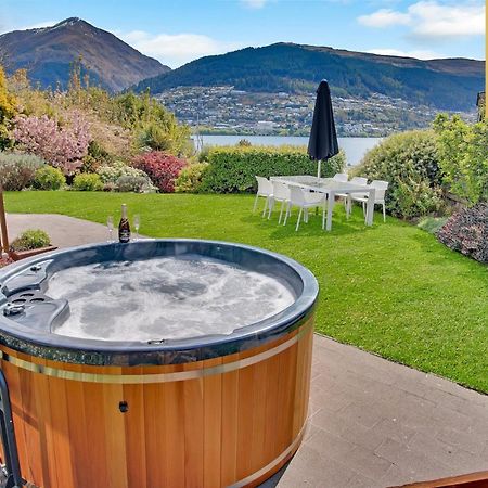 Tranquil Heights Villa Queenstown Bagian luar foto