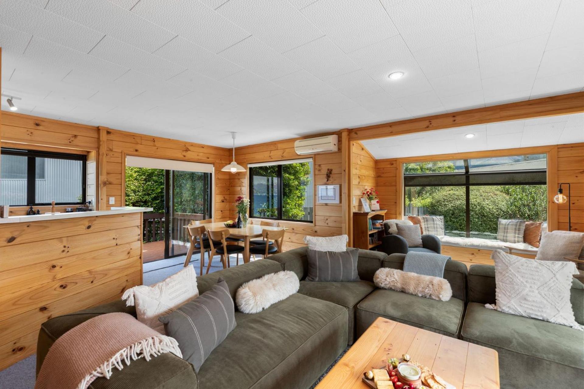 Tranquil Heights Villa Queenstown Bagian luar foto